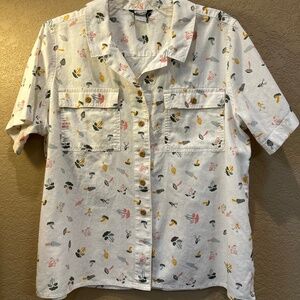 Duluth button down print camp shirt - size L